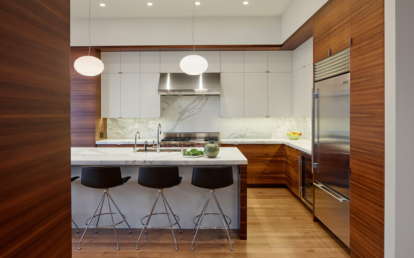 studio vara residential diamond kitchen wood cabinetry