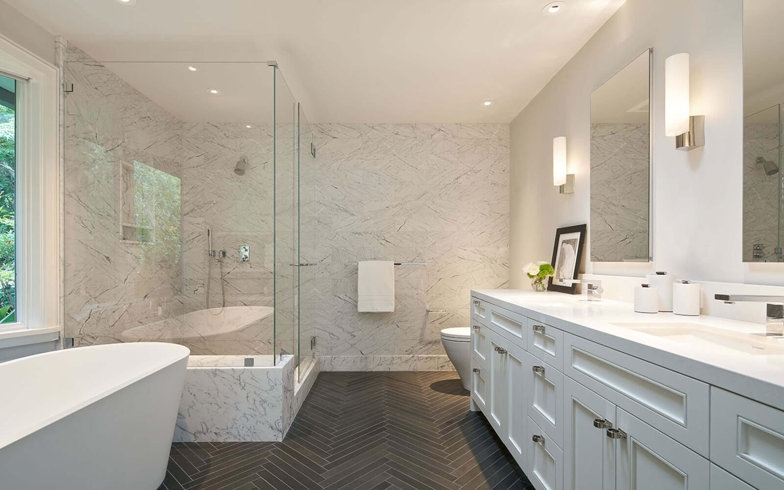 Black Mountain residence: modernized master bath